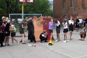 Дети играли в бесланскую трагедию